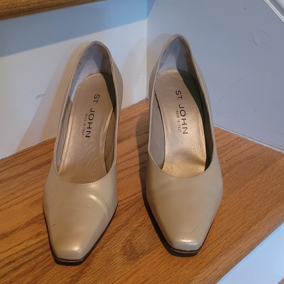 St John Pearl Champagne Leather Heels - Picture 1 of 6